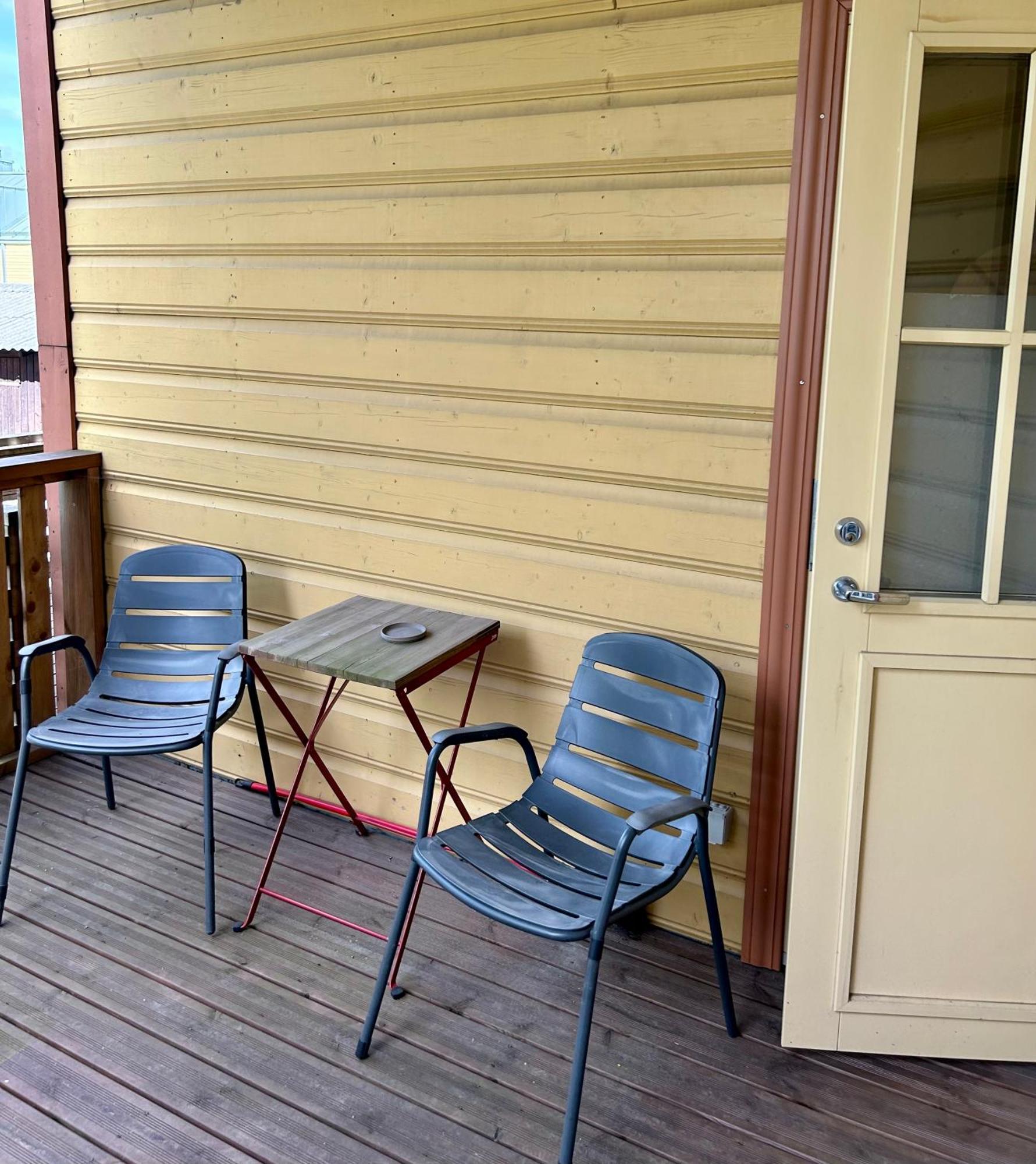 Idyllic In Supilinn With A Balcony, Private Parking And Contact-free Entrance Tartu